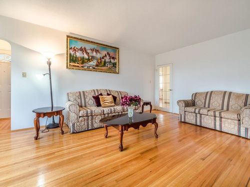 5525-commercial-street-victoria-ve-vancouver-east-03 at 5525 Commercial Street 5525-commercial-street-victoria-ve-vancouver-east-03 at 5525 Commercial Street