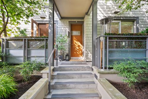 203-4 at 203 - 2388 Marine Drive, West Vancouver