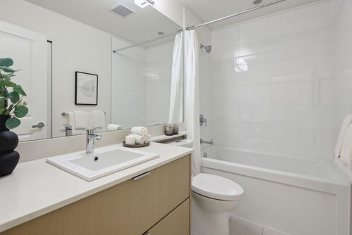 255-w-1st-street-lower-lonsdale-north-vancouver-17 at 116 - 255 W 1st Street, Lower Lonsdale, North Vancouver