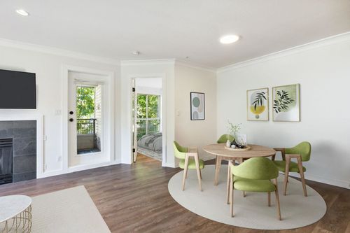 150-w-22nd-street-mosquito-creek-north-vancouver-04 at 206 - 150 W 22nd Street, Mosquito Creek, North Vancouver