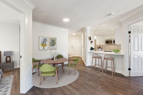 150-w-22nd-street-mosquito-creek-north-vancouver-05 at 206 - 150 W 22nd Street, Mosquito Creek, North Vancouver