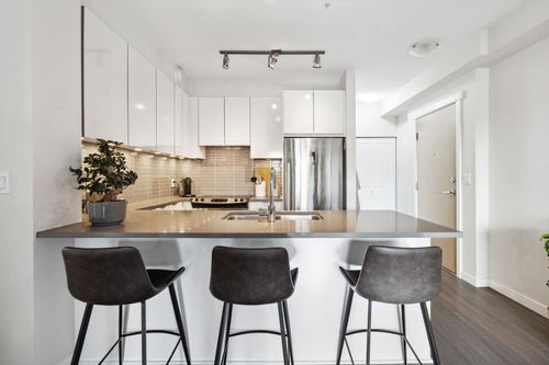 9877-university-crescent-simon-fraser-univer-burnaby-north-04 at 316 - 9877 University Crescent, Simon Fraser Univer., Burnaby North