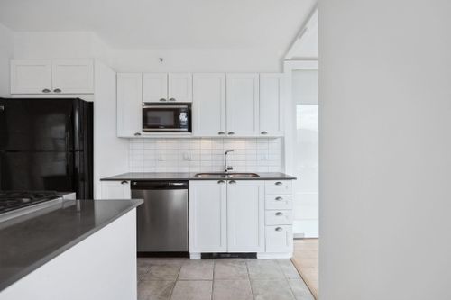 1723-alberni-street-west-end-vw-vancouver-west-09 at 906 - 1723 Alberni Street, West End VW, Vancouver West