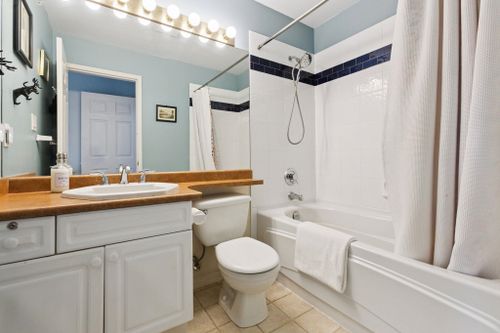 2565-w-broadway-street-kitsilano-vancouver-west-19 at 314 - 2565 W Broadway Street, Kitsilano, Vancouver West