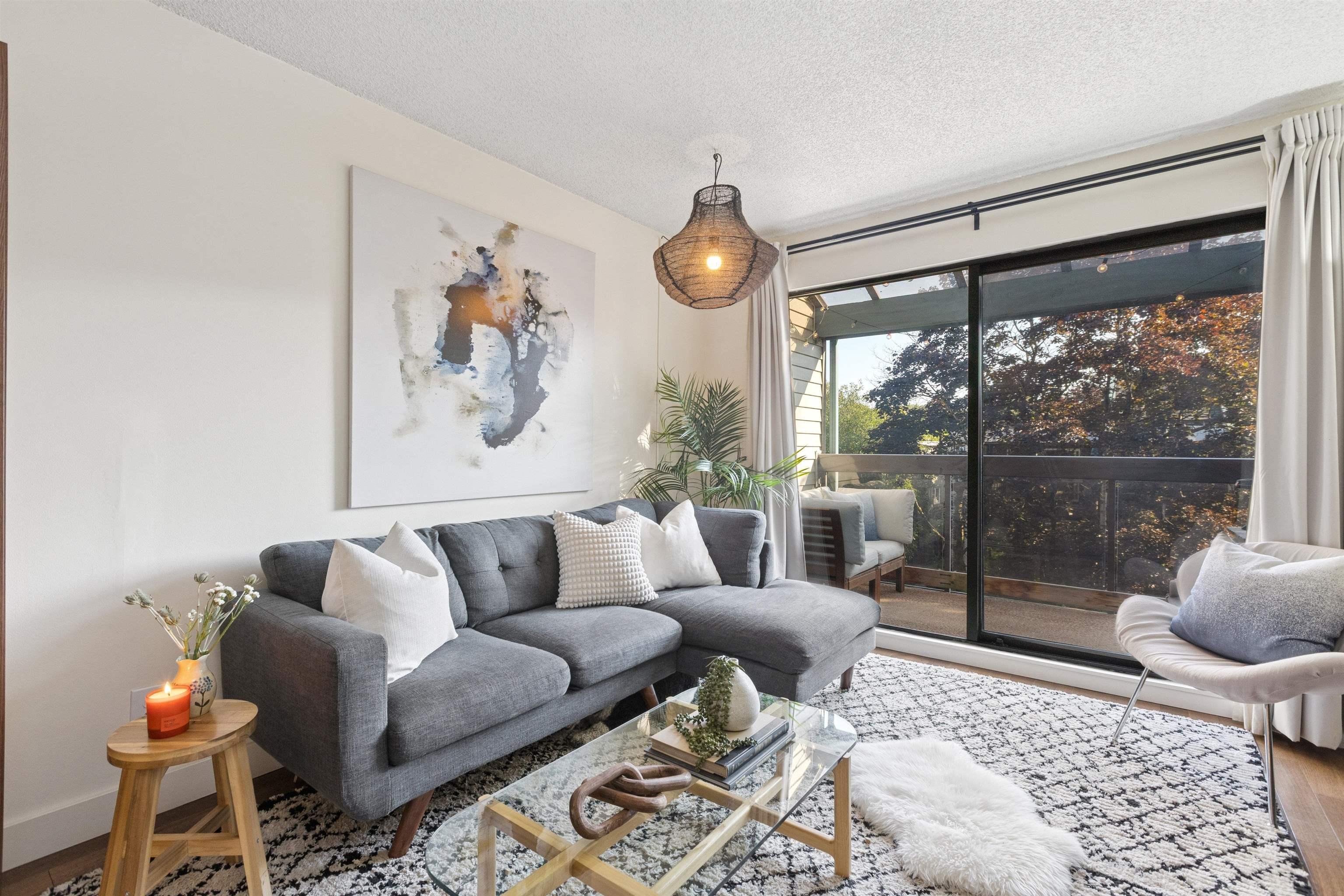 319 - 1422 E 3rd Avenue, Grandview Woodland, Vancouver East 