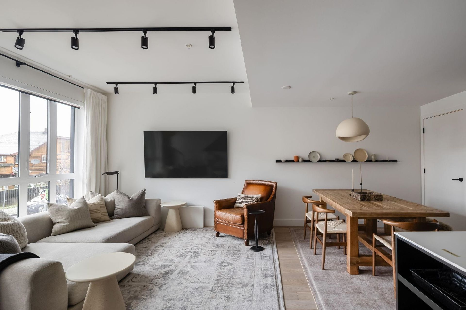 3914 Dumfries Street, Knight, Vancouver East 