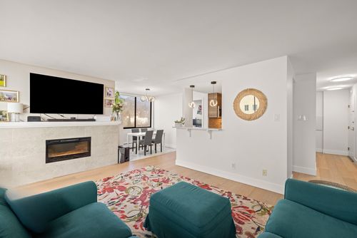 2167-bellevue-avenue-dundarave-west-vancouver-05 at 703 - 2167 Bellevue Avenue, Dundarave, West Vancouver