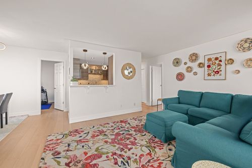 2167-bellevue-avenue-dundarave-west-vancouver-06 at 703 - 2167 Bellevue Avenue, Dundarave, West Vancouver