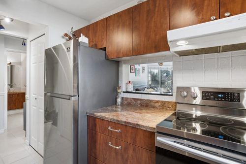 1750-augusta-avenue-simon-fraser-univer-burnaby-north-15 at 302 - 1750 Augusta Avenue, Simon Fraser Univer., Burnaby North