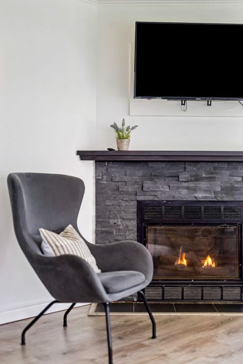 175-w-4th-street-lower-lonsdale-north-vancouver-03 at 107 - 175 W 4th Street, Lower Lonsdale, North Vancouver