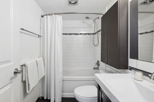 175-w-4th-street-lower-lonsdale-north-vancouver-21 at 107 - 175 W 4th Street, Lower Lonsdale, North Vancouver