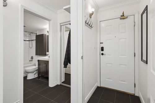 175-w-4th-street-lower-lonsdale-north-vancouver-23 at 107 - 175 W 4th Street, Lower Lonsdale, North Vancouver