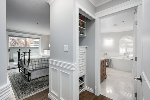 9 at 401 - 1925 2nd Avenue, Kitsilano, Vancouver West