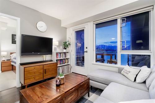 262375520-8 at 312 - 202 E 24th Avenue, Main, Vancouver East