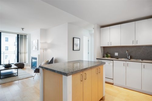 155-w-1st-street-lower-lonsdale-north-vancouver-12 at 609 - 155 W 1st Street, Lower Lonsdale, North Vancouver