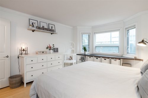 175-w-4th-street-lower-lonsdale-north-vancouver-16 at 107 - 175 W 4th Street, Lower Lonsdale, North Vancouver