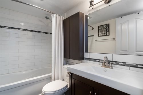 175-w-4th-street-lower-lonsdale-north-vancouver-18 at 107 - 175 W 4th Street, Lower Lonsdale, North Vancouver