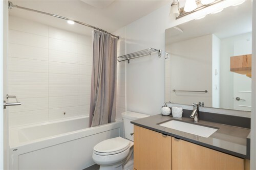 735-w-15th-street-mosquito-creek-north-vancouver-15 at 234 - 735 W 15th Street, Mosquito Creek, North Vancouver