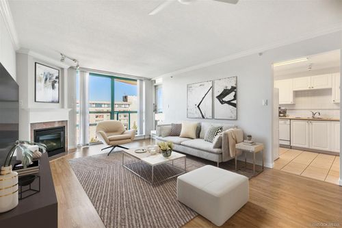 612-sixth-street-uptown-nw-new-westminster-01 at 1204 - 612 Sixth Street, Uptown NW, New Westminster