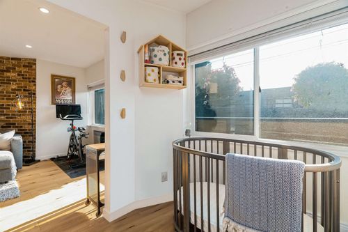 341-mahon-avenue-lower-lonsdale-north-vancouver-23 at 102 - 341 Mahon Avenue, Lower Lonsdale, North Vancouver