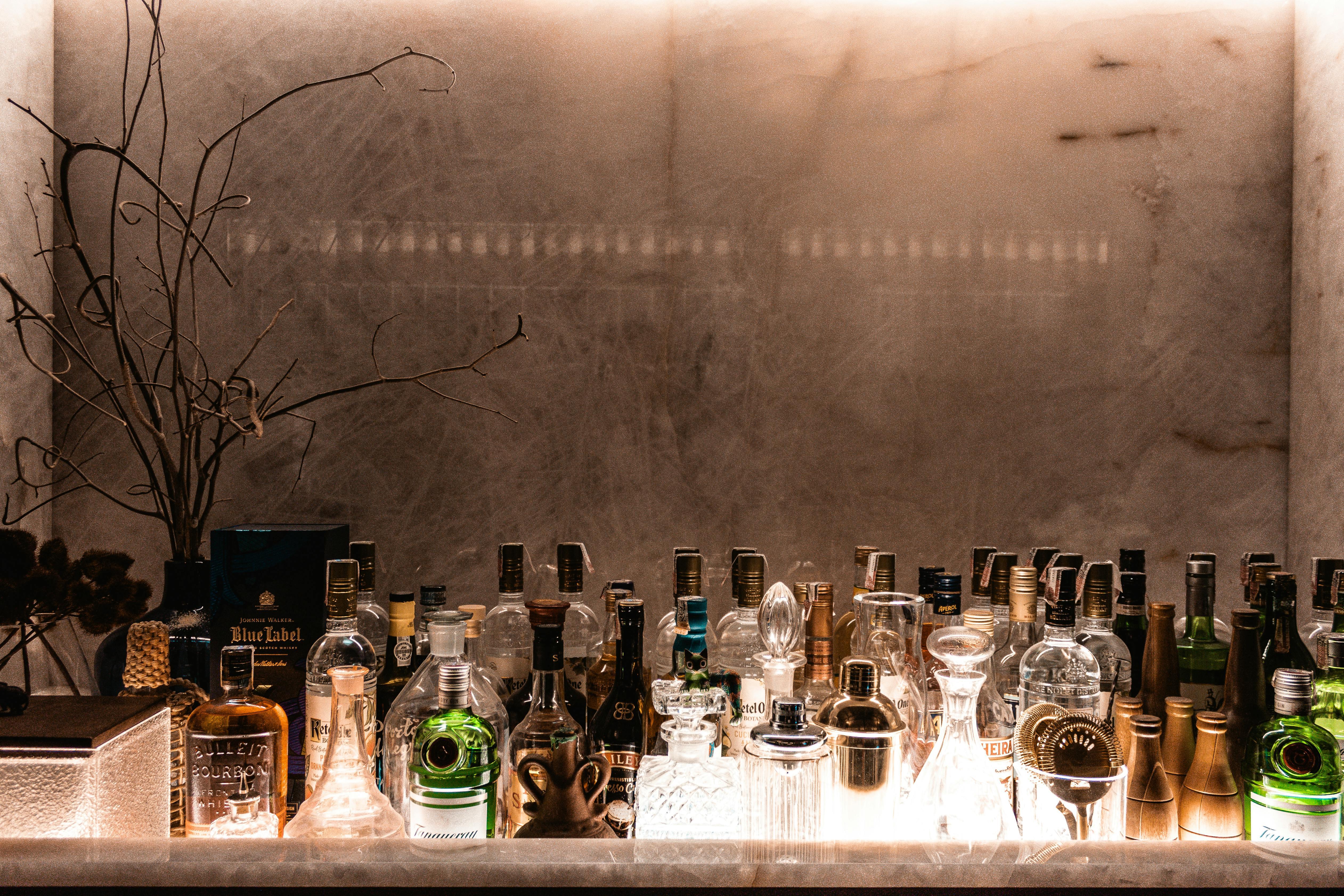 EXCLUSIVE EVENTS & OPEN HOUSES