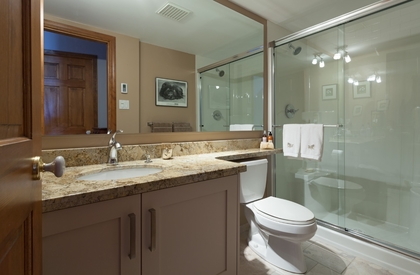 Bath 2 at 21 - 4644 Blackcomb Way, Benchlands, Whistler Bath 2 at 21 - 4644 Blackcomb Way, Benchlands, Whistler