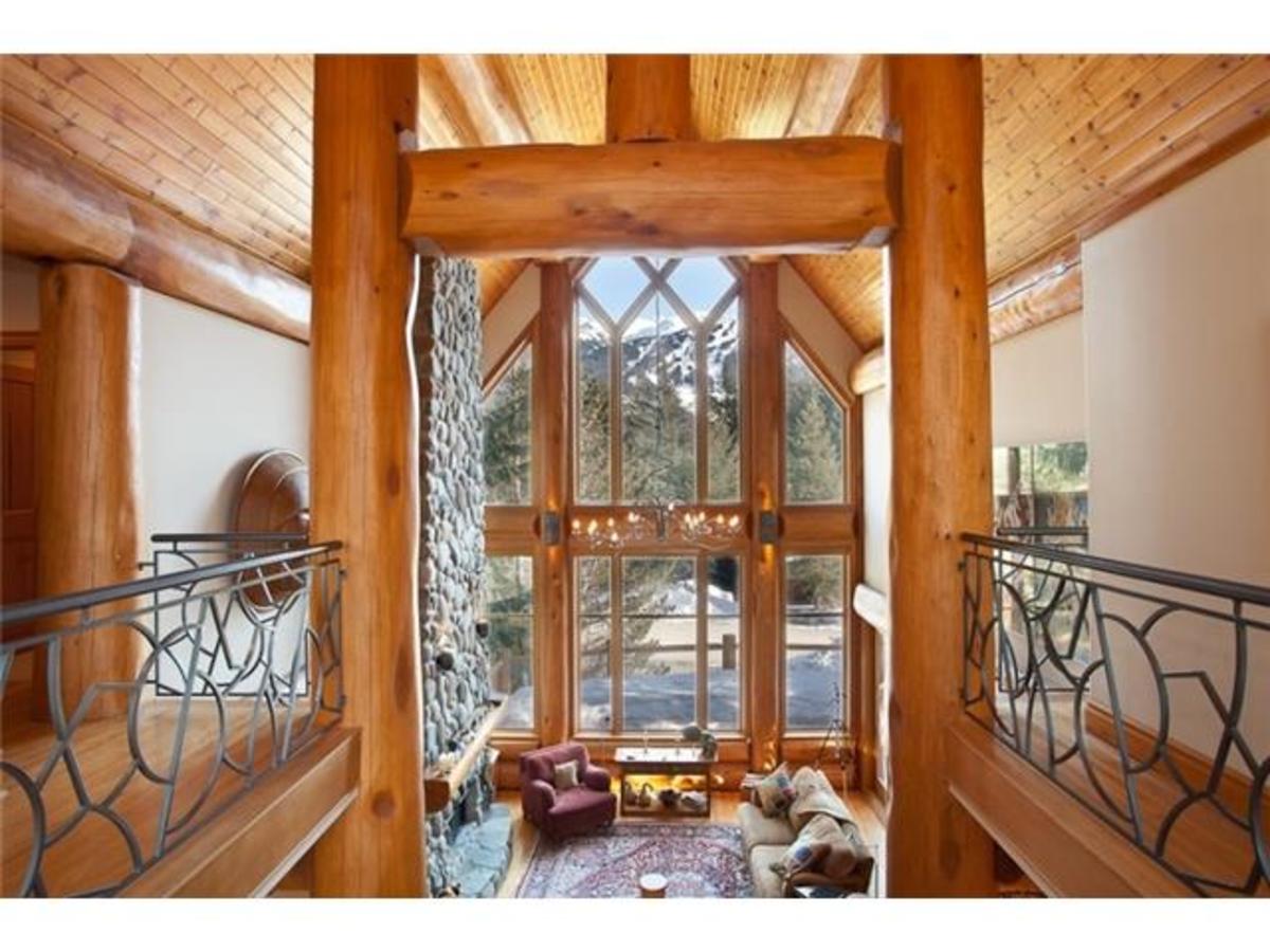 6429 St. Andrews Way, (W025356)