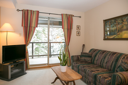 Bedroom / Den at 1005 - 3050 Hillcrest Drive, Alta Vista, Whistler