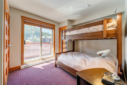 439legends12 at 439C - 2306 London Lane, Whistler Creek, Whistler 439legends12 at 439C - 2306 London Lane, Whistler Creek, Whistler