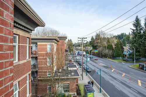 3240-st-johns-street-port-moody-centre-port-moody-17 at 