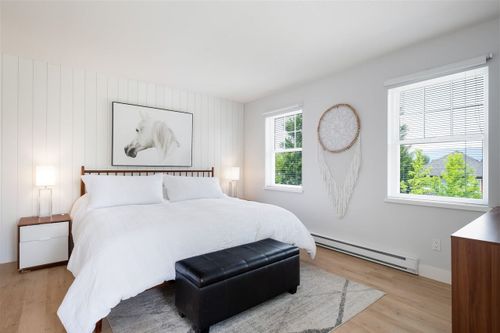 19572-fraser-way-south-meadows-pitt-meadows-22 at 