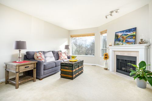 31-1216-johnson-street-10 at 