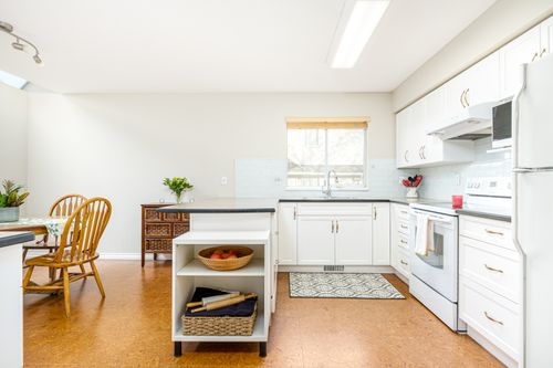 31-1216-johnson-street-20 at 