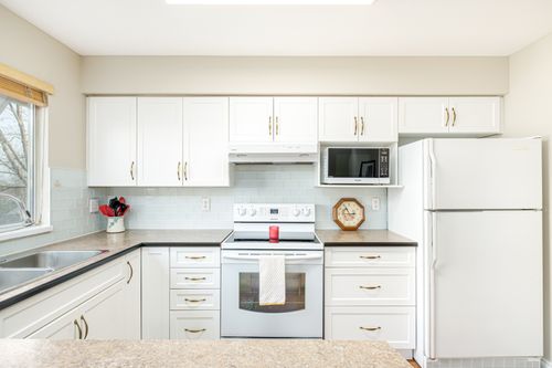 31-1216-johnson-street-23 at 
