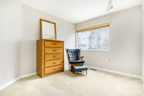 31-1216-johnson-street-33 at 