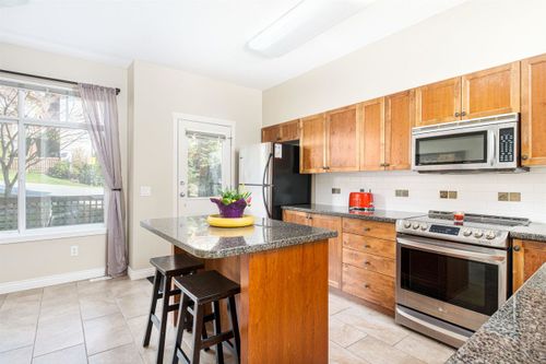2000-panorama-drive-heritage-woods-pm-port-moody-11 at 