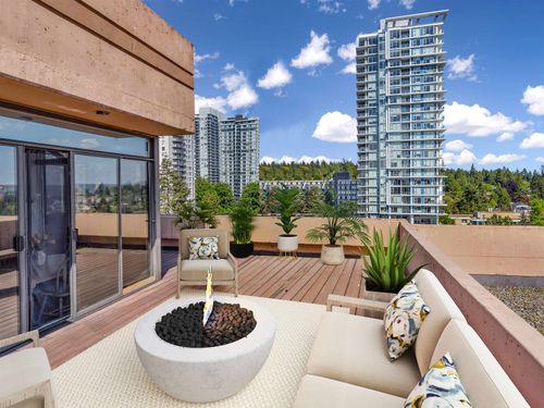 460-westview-street-coquitlam-west-coquitlam-02 at 