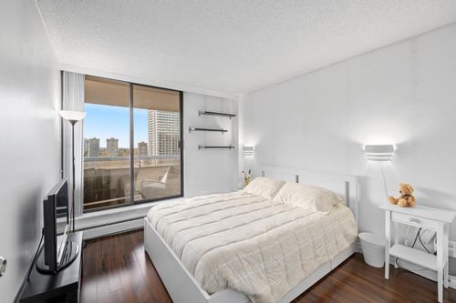 460-westview-street-coquitlam-west-coquitlam-07 at 