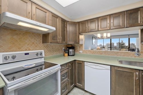 460-westview-street-coquitlam-west-coquitlam-13 at 