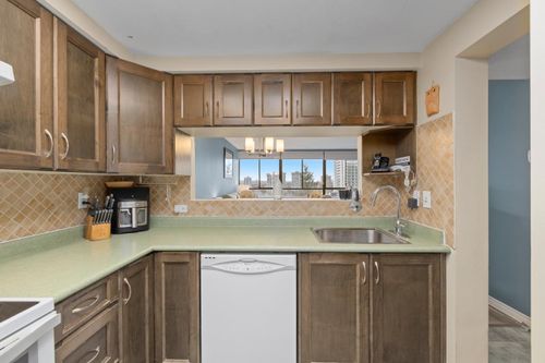 460-westview-street-coquitlam-west-coquitlam-14 at 