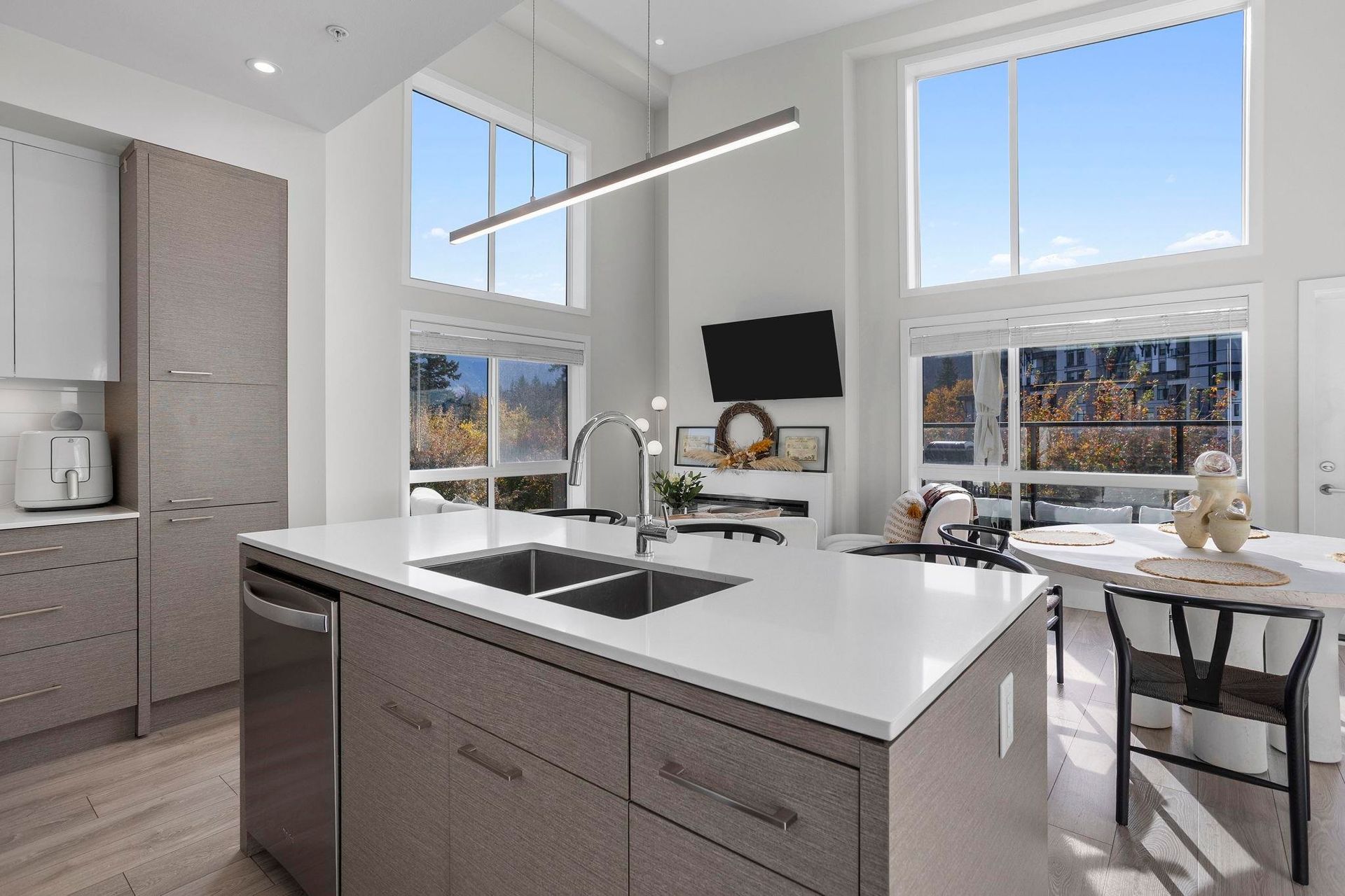 401 - 45500 Market Way, Garrison Crossing, Sardis 