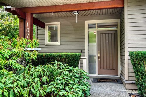 3458-burke-village-promenade-burke-mountain-coquitlam-03 at 