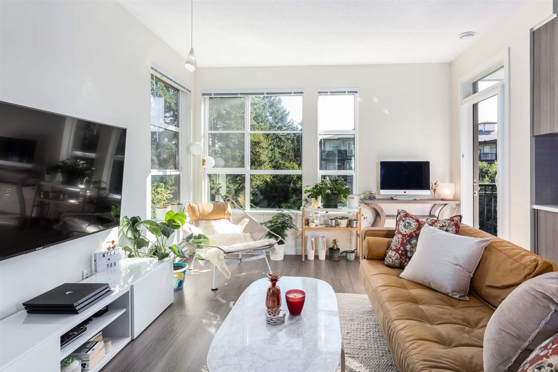 304 - 1152 Windsor Mews, New Horizons, Coquitlam  by Sigrid Wilcox - Royal LePage 304 - 1152 Windsor Mews, New Horizons, Coquitlam