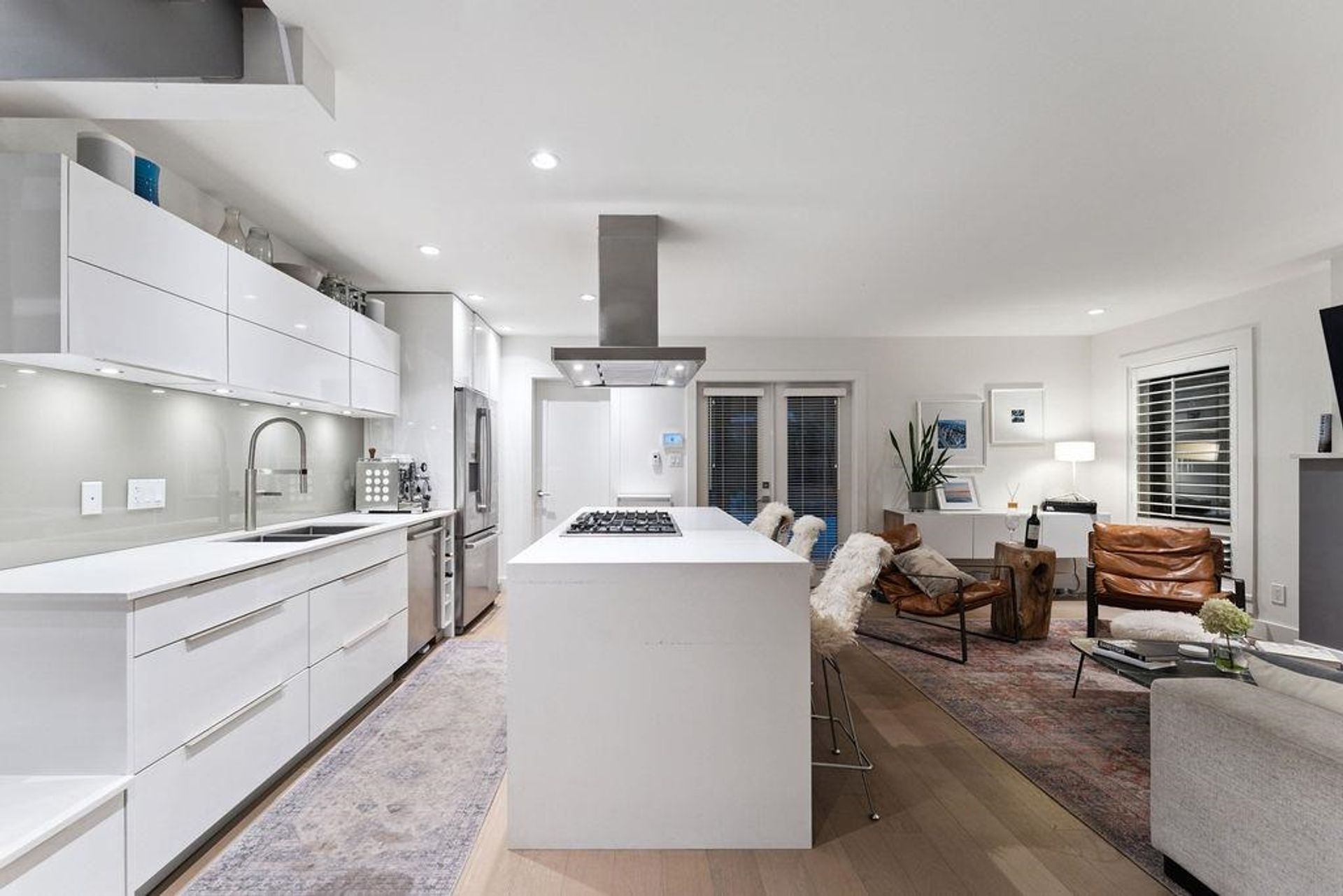 2108-berkley-avenue-blueridge-nv-north-vancouver-04