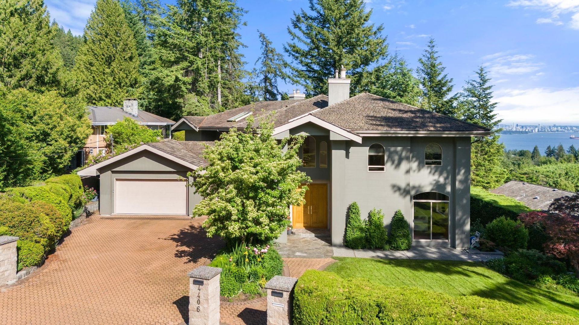 4406-woodpark-road-cypress-park-estates-west-vancouver-01
