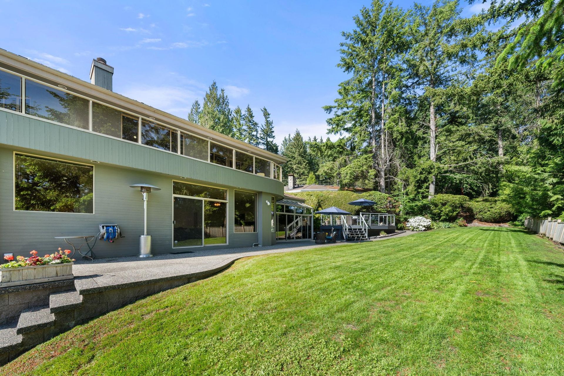 4406-woodpark-road-cypress-park-estates-west-vancouver-04