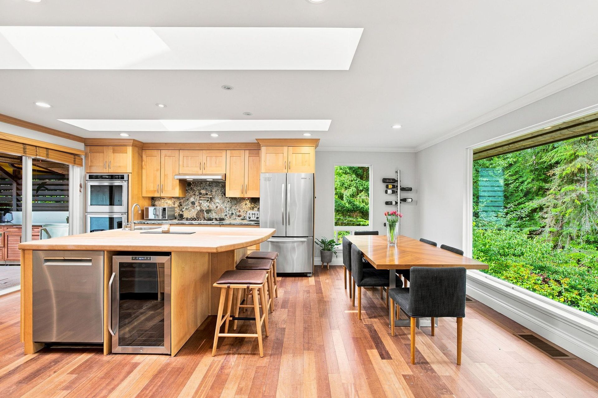 2360-mackay-avenue-pemberton-heights-north-vancouver-02