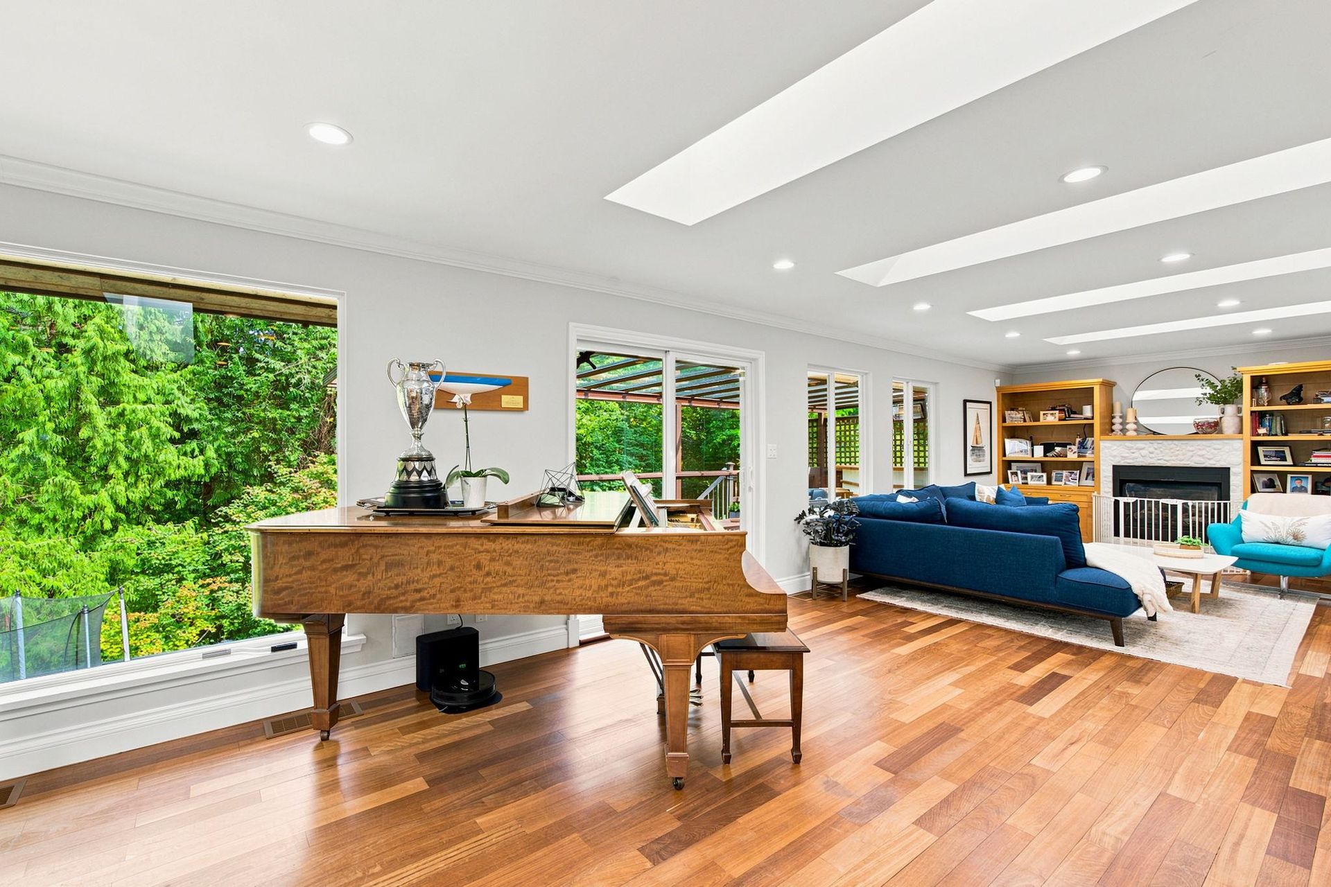 2360-mackay-avenue-pemberton-heights-north-vancouver-05