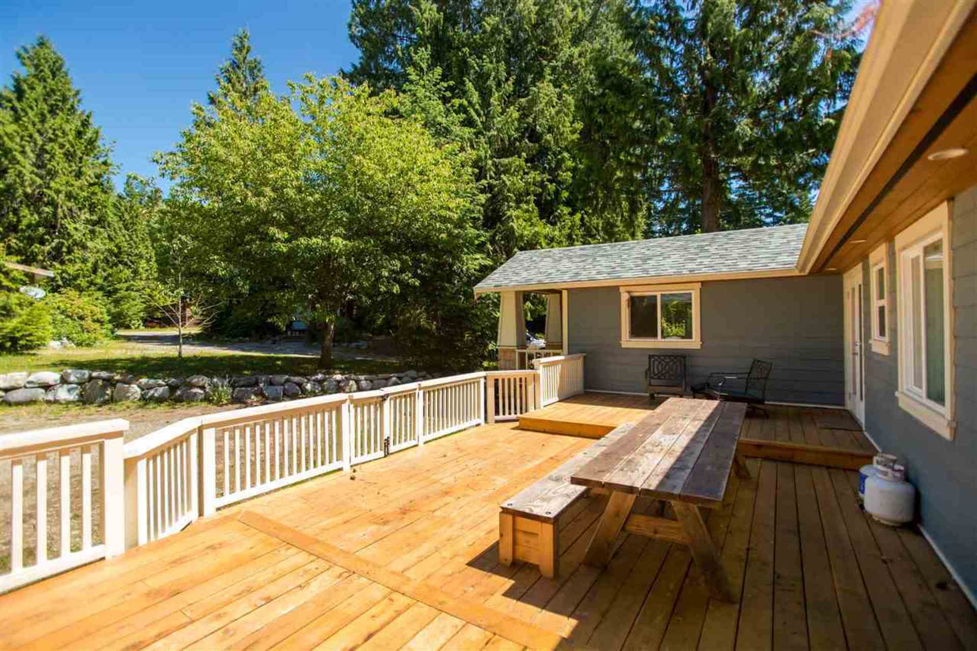 1140-reed-road-gibsons-area-sunshine-coast-03