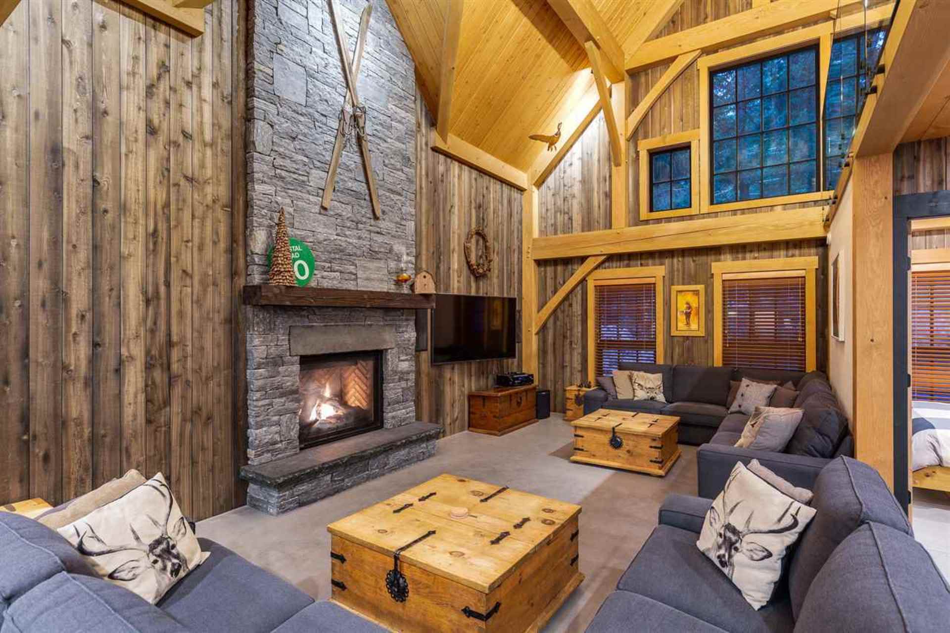 8232-rainbow-drive-alpine-meadows-whistler-03